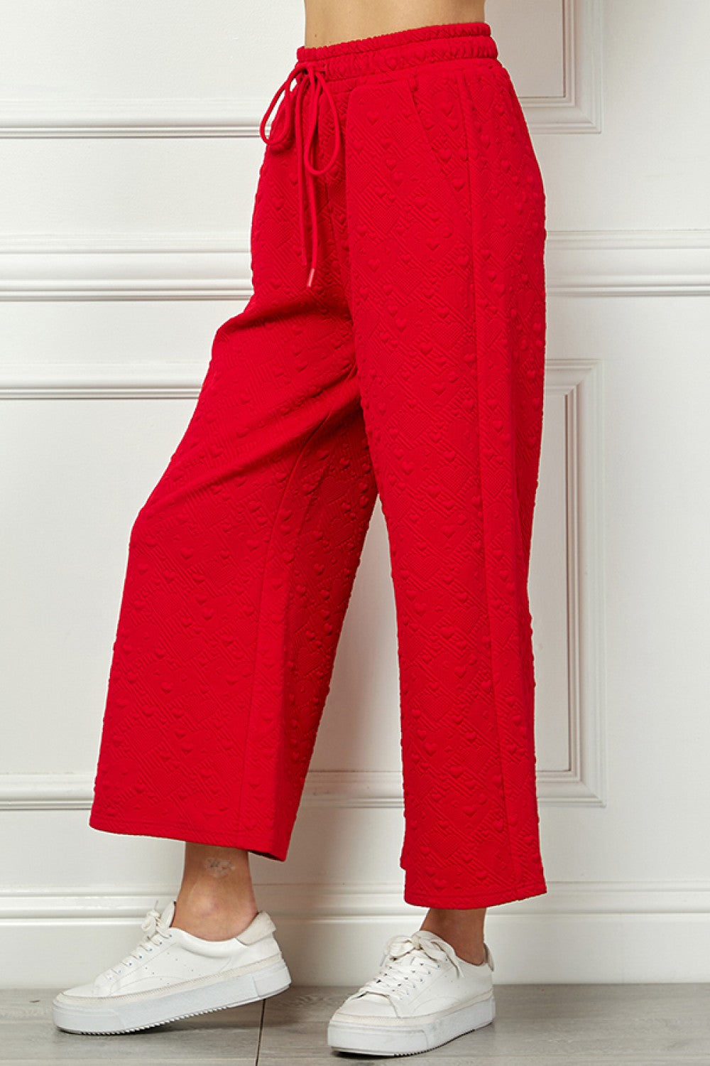 Red Heart Textured Cropped Lounge Pant