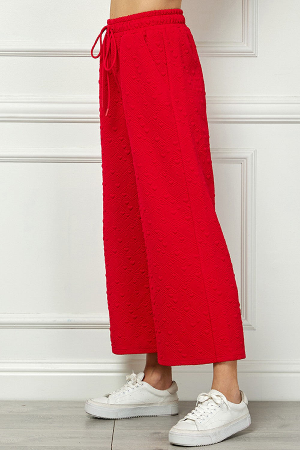 Red Heart Textured Cropped Lounge Pant