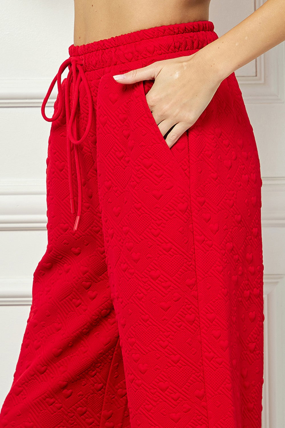 Red Heart Textured Cropped Lounge Pant