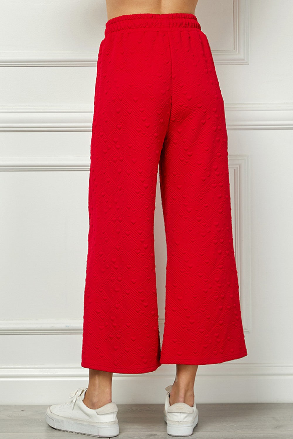 Red Heart Textured Cropped Lounge Pant