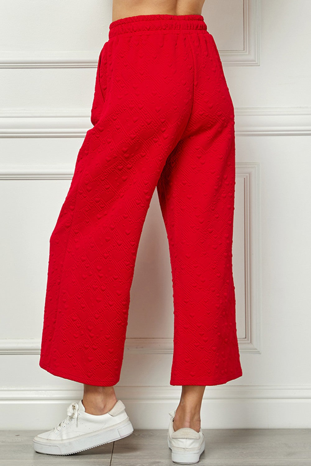 Red Heart Textured Cropped Lounge Pant