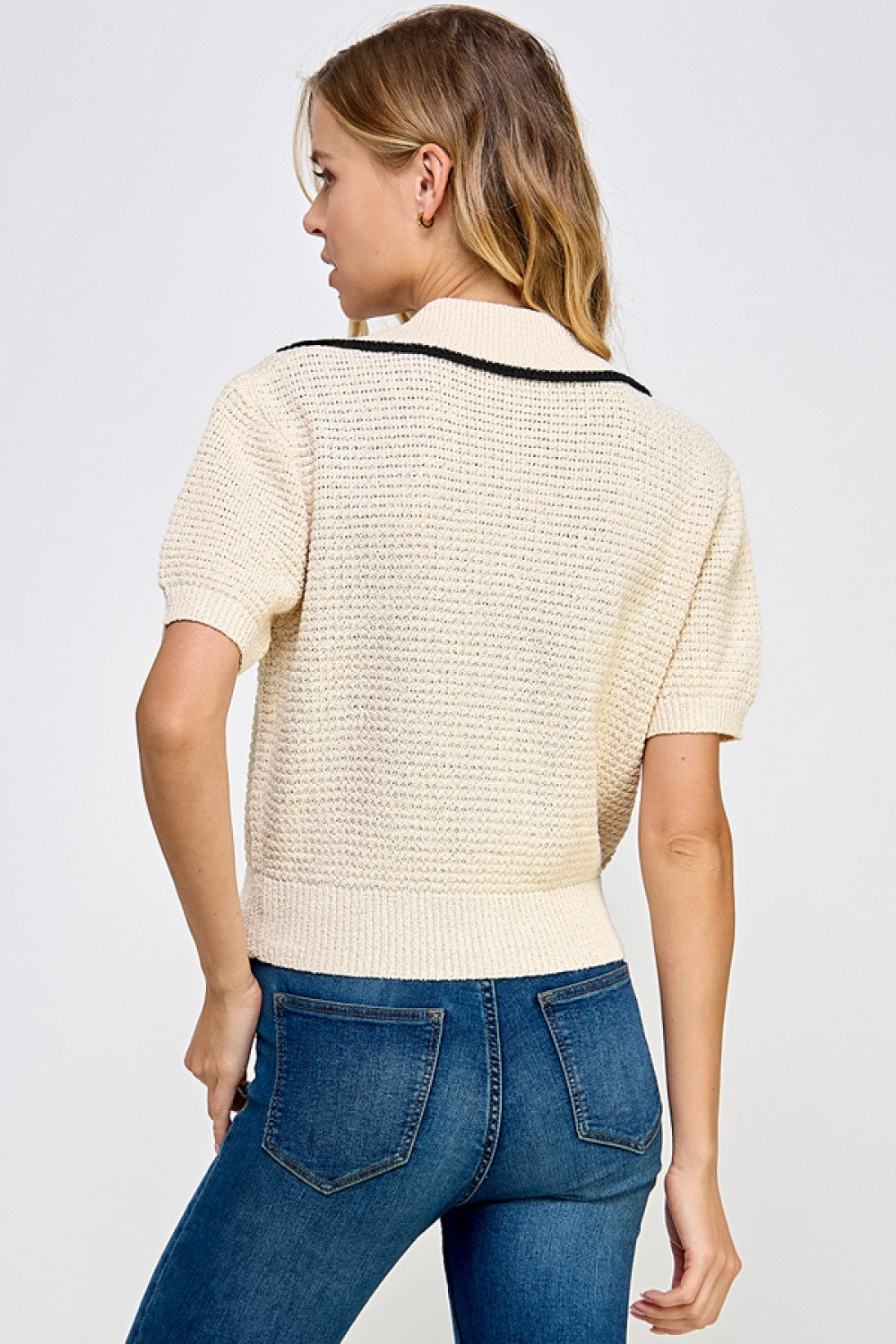 Cream Short Sleeve Collared Front Zip Cardigan