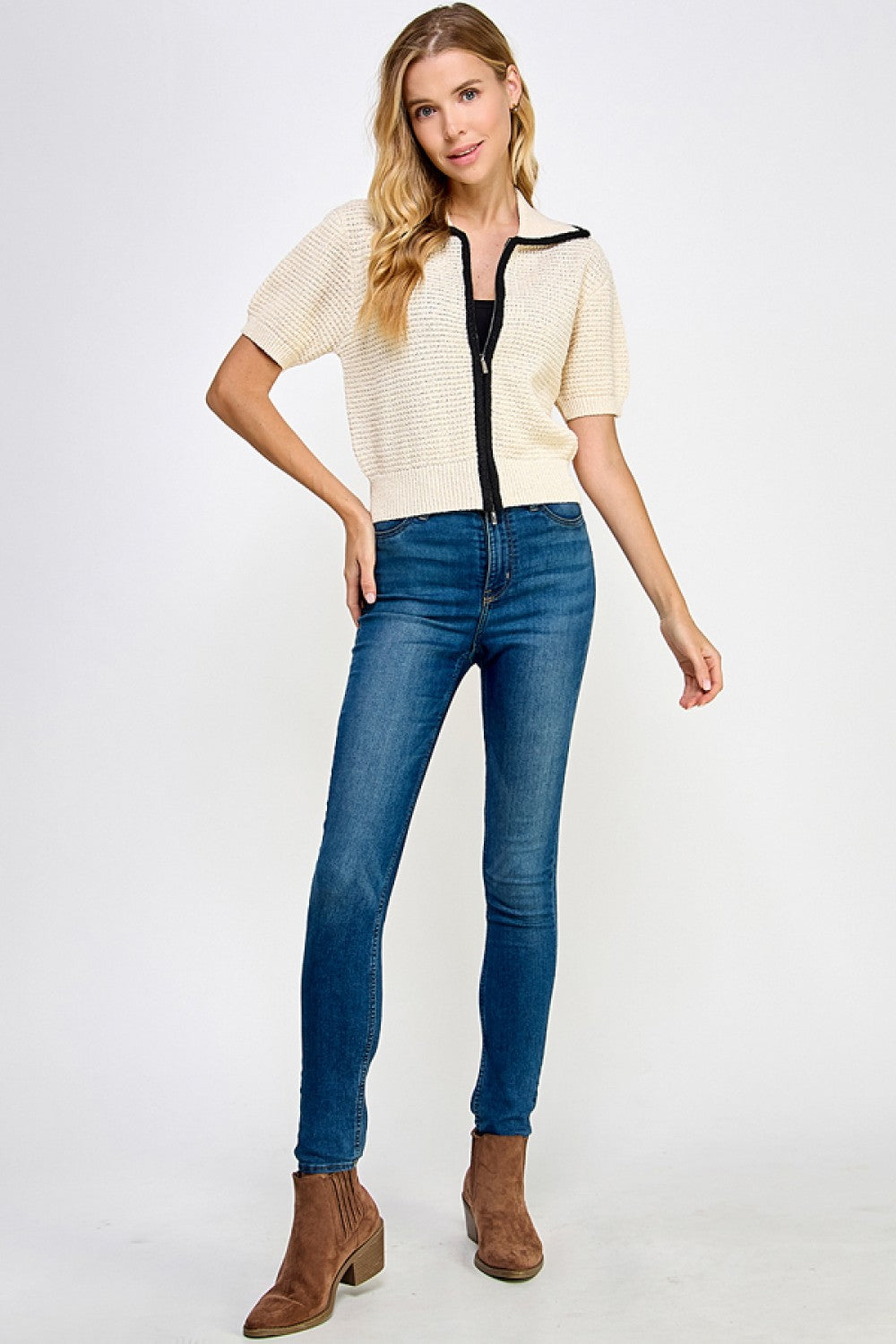 Cream Short Sleeve Collared Front Zip Cardigan