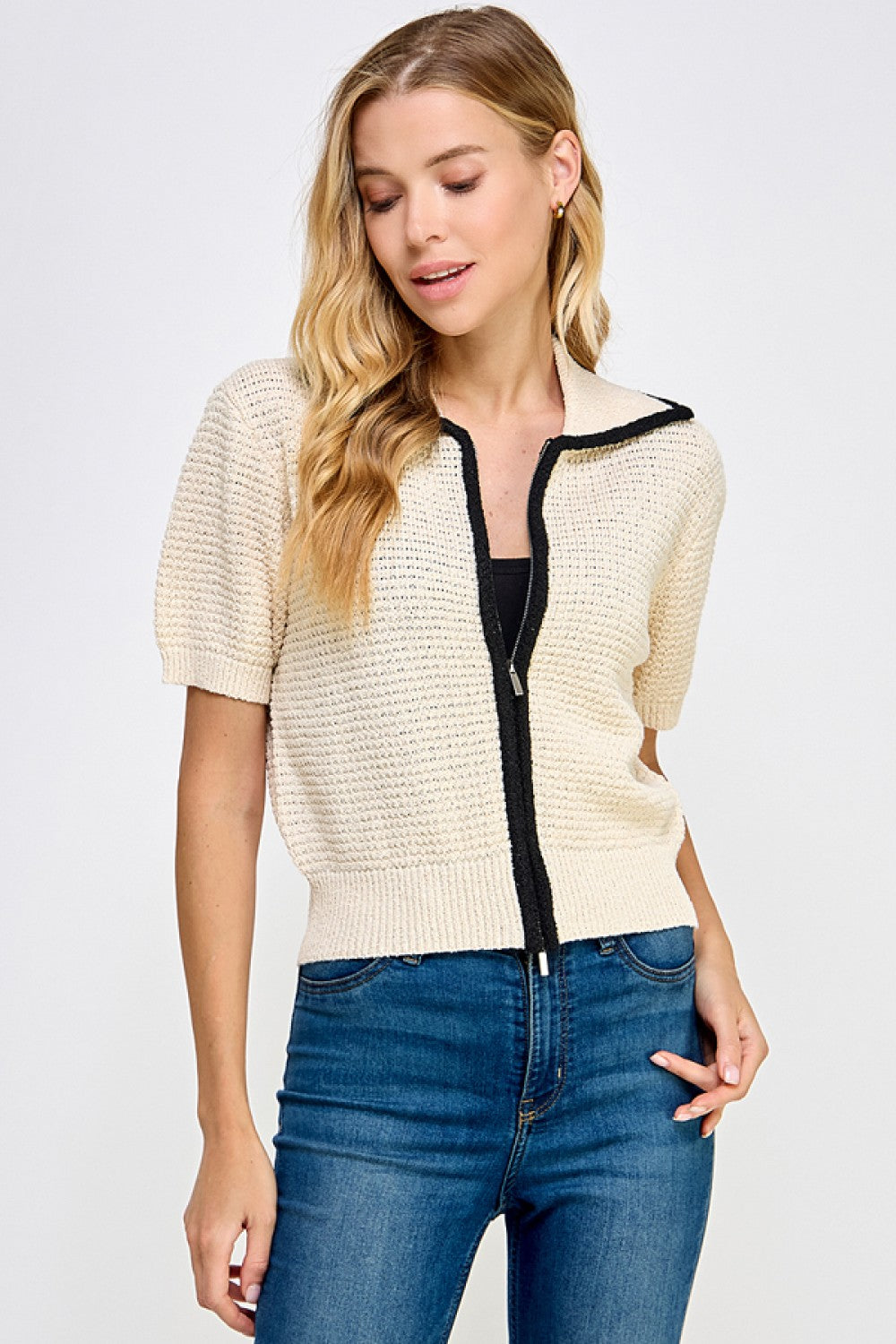 Cream Short Sleeve Collared Front Zip Cardigan