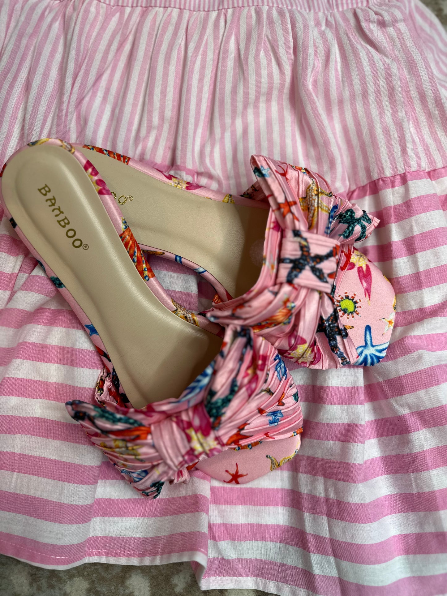 FREE AS A BUTTERFLY PINK SANDALS